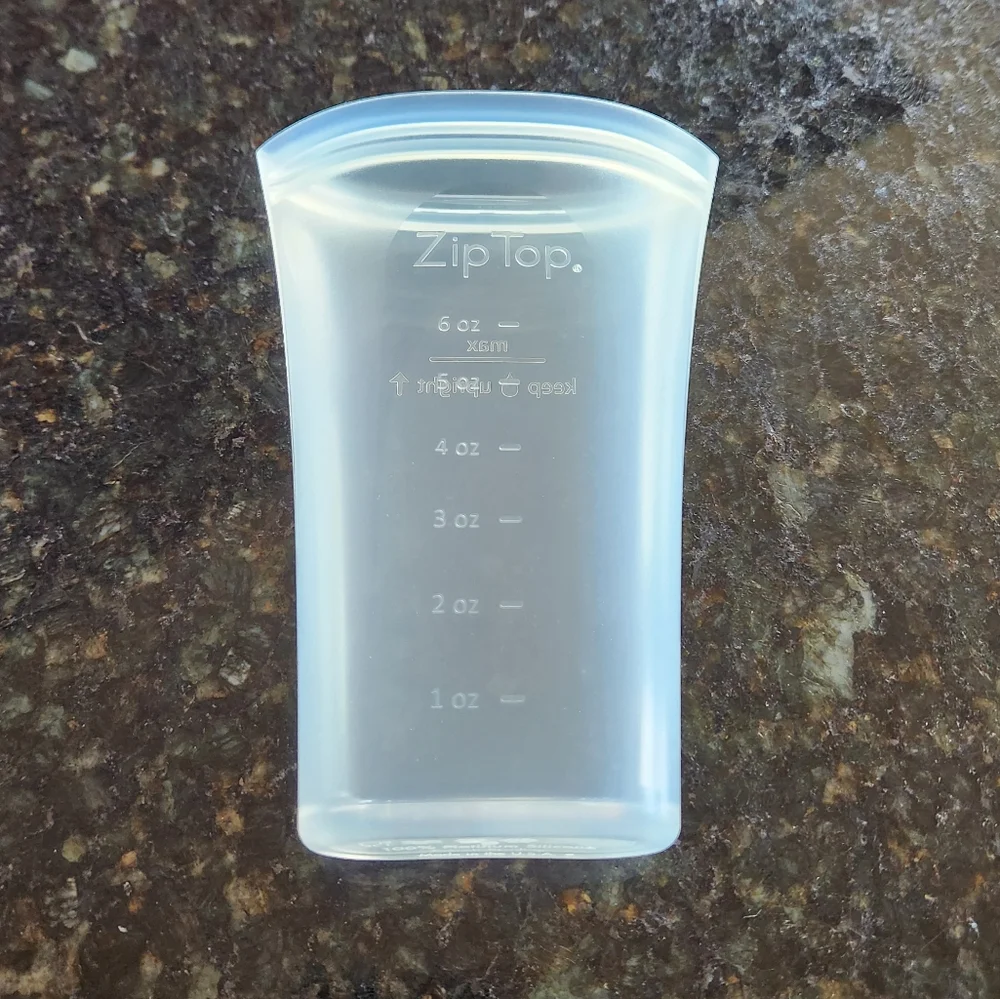 ZipTop Reusable Breastmilk Containers with Tray